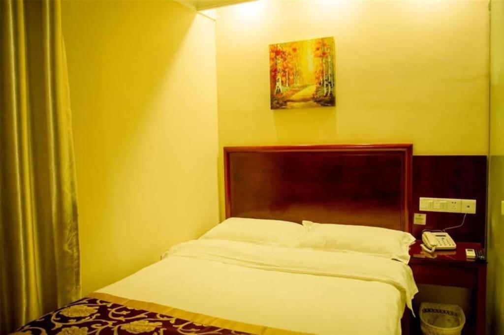 Greentree Inn Linyi Feixian Jianshe Road Express Hotel Eksteriør bilde