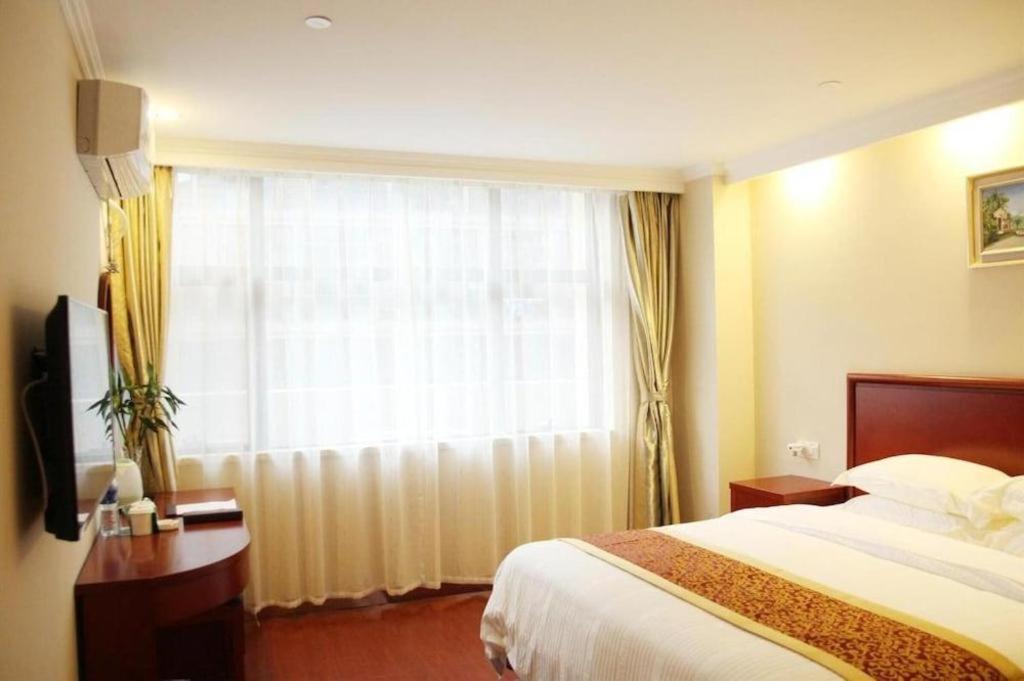 Greentree Inn Linyi Feixian Jianshe Road Express Hotel Eksteriør bilde