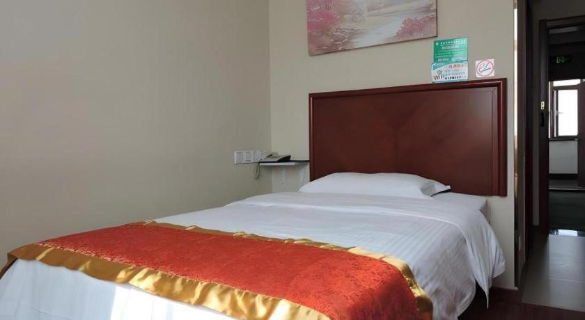Greentree Inn Linyi Feixian Jianshe Road Express Hotel Eksteriør bilde